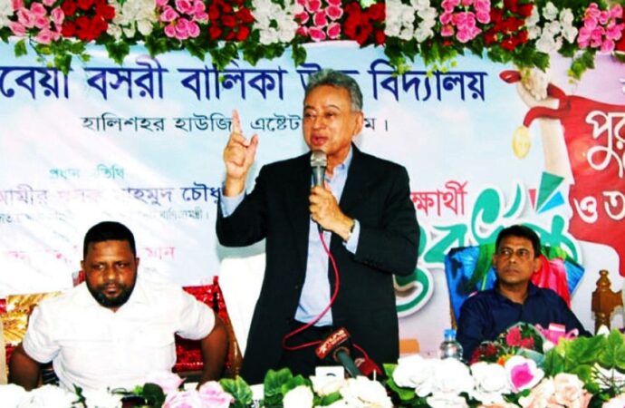 আমীর খসরুর বলেন, নতুন বাংলাদেশ গড়তে শিক্ষাই মূল ভিত্তি