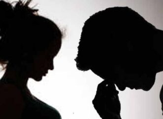 ভারতে ‘প্রেগন্যান্ট জব’ প্রতারণায় ঠিকাদার ১১ লাখ টাকা হারালেন