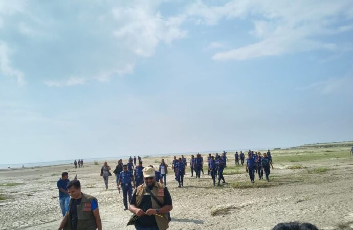 পদ্মার দুর্গম চরে সক্রিয় চরমপন্থী সন্ত্রাসী গ্রুপগুলো