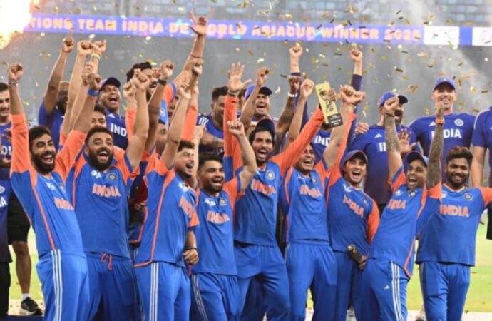 এশিয়া কাপ ট্রফি দিতে হবে দুদিনের মধ্যে, ভারতের হুমকি