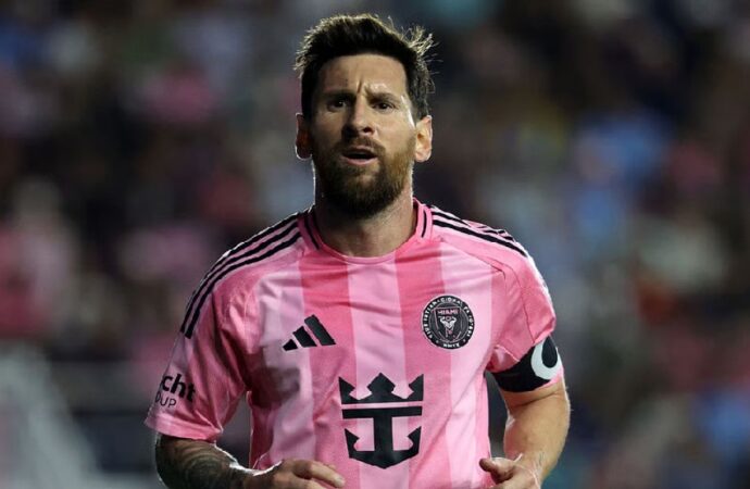 সৌদি লীগে খেলতে পারছেন না মেসি