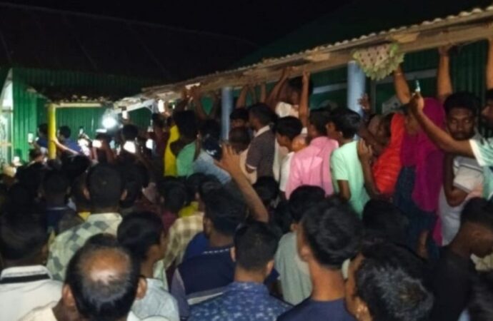 নামাজরত বাবাকে কুপিয়ে হত্যার অভিযোগ ছেলের বিরুদ্ধে