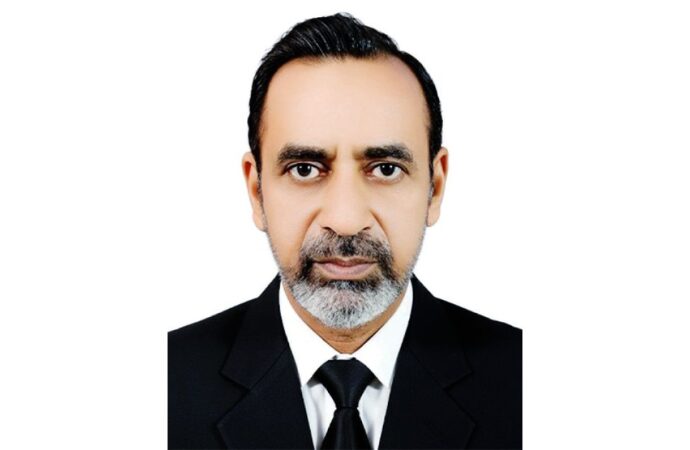 নির্বাচনী মাঠে ব্যস্ত সময় পার করছেন সামসুল আলম