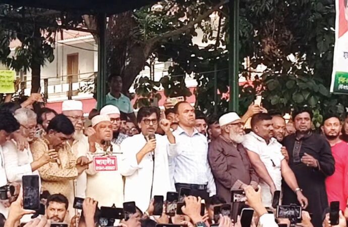 নেতাকর্মীদের ভালোবাসায় সিক্ত বিএনপি নেতা আমিনুর রশিদ