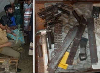 শ্যামনগরে আগ্নেয়াস্ত্র তৈরির সরঞ্জামসহ দুই জলদস্যু আটক