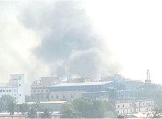 টঙ্গীতে তুলার গুদামে অগ্নিকাণ্ড, ৭ ইউনিট পারছেন না আগুন নিয়ন্ত্রণে