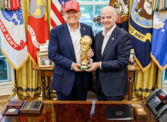 ফিফা শান্তি পুরস্কার দেবে, আলোচনায় ট্রাম্প