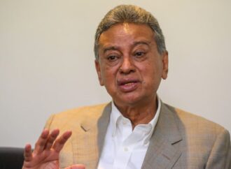 বৃহত্তর দল যদি রাস্তায় নামে, সংঘর্ষের আশঙ্কা: আমীর খসরু