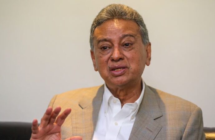 বৃহত্তর দল যদি রাস্তায় নামে, সংঘর্ষের আশঙ্কা: আমীর খসরু