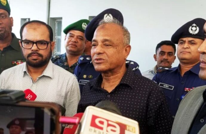 সরকারের কোনো চাপ নেই শেখ হাসিনার রায় ও নির্বাচনের বিষয়ে, স্বরাষ্ট্র উপদেষ্টা