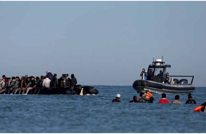 লিবিয়া উপকূলে নৌকাডুবি: ২৬ বাংলাদেশিসহ নিহত ৪