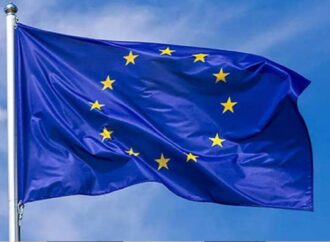 ইইউর সমর্থন: অন্তর্বর্তী সরকারের মাধ্যমে বাংলাদেশের গণতান্ত্রিক অগ্রগতি নিশ্চিত করতে আস্থা