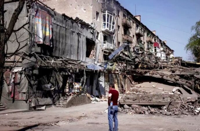 ইউক্রেনে ভয়াবহ রাশিয়া হামলা, নিহত ২৬
