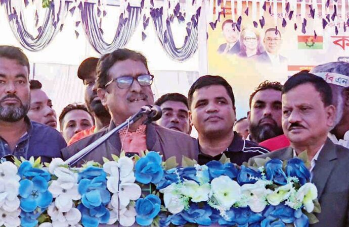 ধর্মীয় ইস্যুতে অপপ্রচারের অভিযোগ তুললেন ফজলুর রহমান