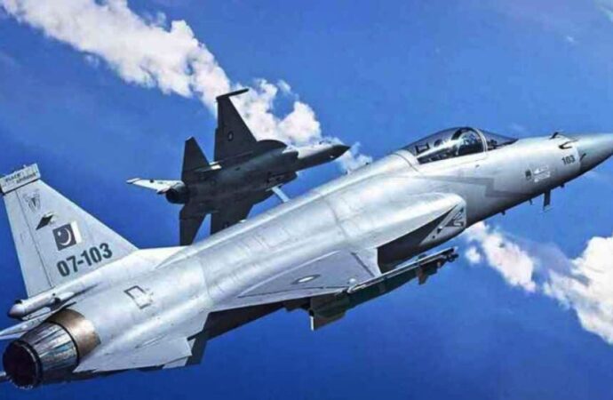 তেজস বিধ্বস্ত হওয়ার পর পাকিস্তানি যুদ্ধবিমানদের চাহিদা বেড়েছে