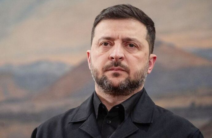 কঠিন সিদ্ধান্তের মুখে ইউক্রেন: জেলেনস্কি