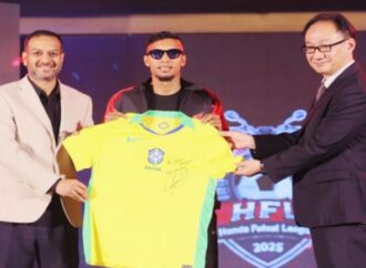 নেইমার পাঠিয়েছেন জামাল ভূইয়াঁকে স্বাক্ষরিত ব্রাজিল জার্সি