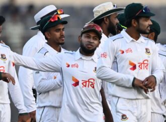 মুশফিকের শতক ও লিটনের দুর্দান্ত শতকের পর মিরপুরে বোলারদের মহড়া