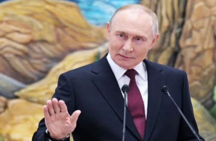 শান্তি চুক্তি এখন সম্পূর্ণ অপ্রয়োজনীয়: পুতিন