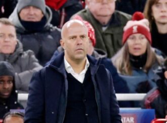 লিভারপুলের অবস্থা সংকটপূর্ণ, তবে নিজের ভবিষ্যৎ নিয়ে চিন্তিত নন স্লট