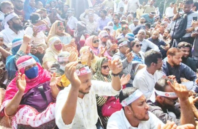 সরকারের কঠোর ব্যবস্থা শিক্ষকদের অসামঞ্জস্যপূর্ণ আন্দোলনের বিরুদ্ধে