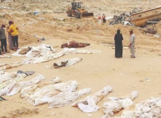 গাজায় নতুন গণকবরের সন্ধান: মানবতা ও আইনি লংঘন শুরু