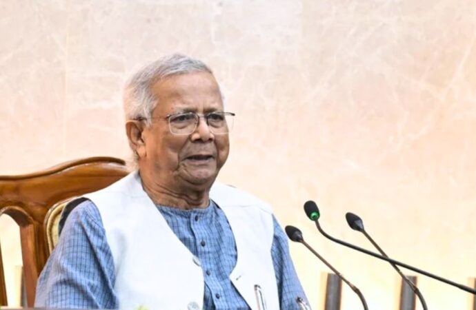 প্রধান উপদেষ্টা প্রফেসর ইউনূসের পুলিসের জন্য ঐতিহাসিক দায়িত্বের আহ্বান