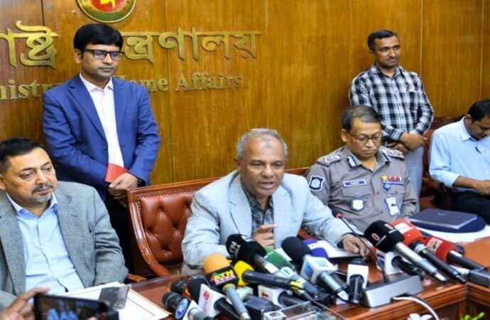 স্বরাষ্ট্র মন্ত্রণালয় নিশ্চিত করছে, তারেক রহমানের নিরাপত্তার জন্য সব ধরনের প্রস্তুতি নেওয়া হয়েছে