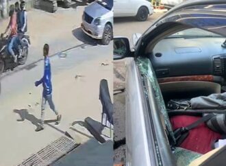 অবৈধ পণ্য আটকানোর জন্য কাস্টমসের ওপর হামলা