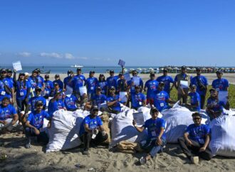 সেন্টমার্টিন থেকে ১৮৫০ কেজি প্লাস্টিক বর্জ্য অপসারণ