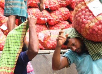 সরকারের সীমিত আকারে পেঁয়াজ আমদানির অনুমতি