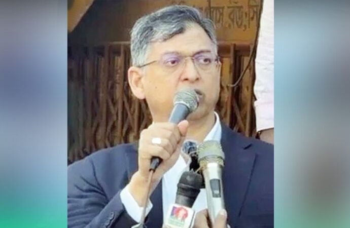 গণতন্ত্রের সর্বনাশ করেছে শেখ হাসিনা: সালাহউদ্দিন আহমদ