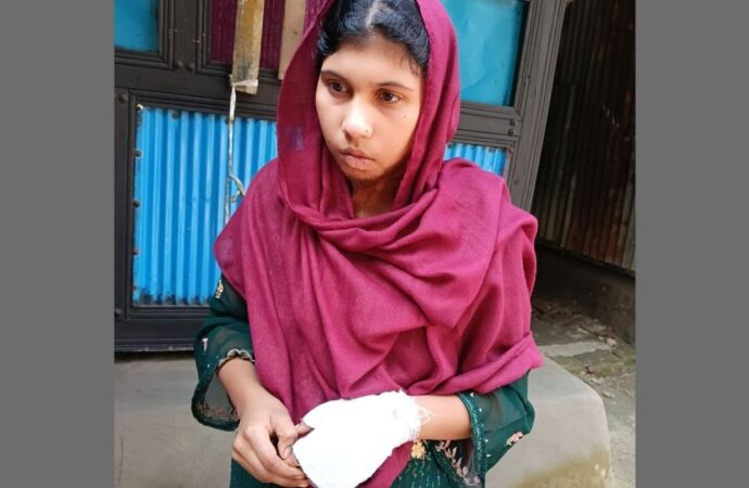 মোহাম্মদপুরে মা-মেয়ে হত্যার মূল অভিযুক্ত গৃহকর্মী আয়েশা ধরা পড়লো ঝালকাঠি থেকে