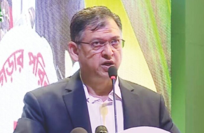 গণঅভ্যুত্থানের চেতনাকে কেন্দ্র করে রাজনীতি ব্যর্থ: সালাহউদ্দিন আহমদ