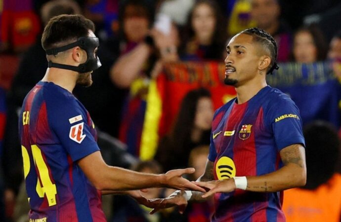 রাফিনিয়ার জোড়া গোলের সাহায্যে ওসাসুনাকে হারিয়ে রিয়ালের পয়েন্ট ব্যবধানে এগিয়ে গেল বার্সেলোনা