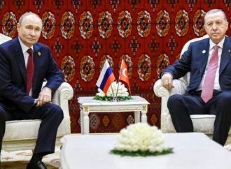 এরদোয়ানের বার্তা: শান্তি দূরে নয়, ট্রাম্পের সঙ্গে আলোচনা আশা