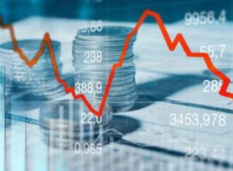 সপ্তাহের দ্বিতীয় কার্যদিবসেও শেয়ারবাজারে দরপতন এবং লেনদেন কমলো