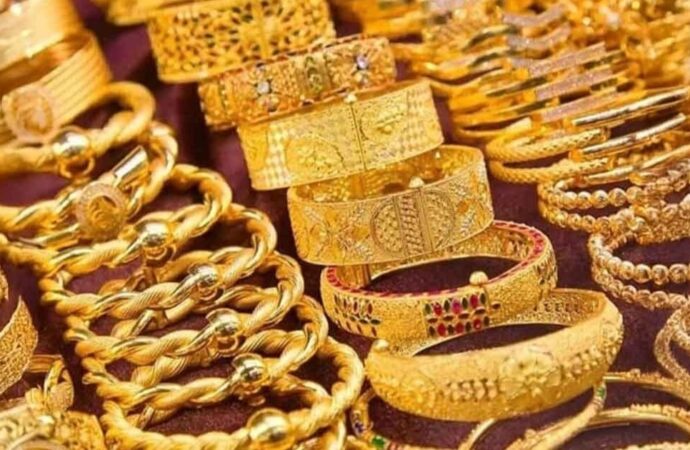 স্বর্ণের দাম তিন দিনে সাড়ে ৪ হাজার টাকা বেড়েছে