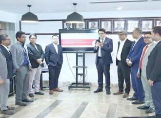 ডিএসইতে উদ্বোধন হলো ‘ইনফরমেশন হেল্প ডেস্ক’