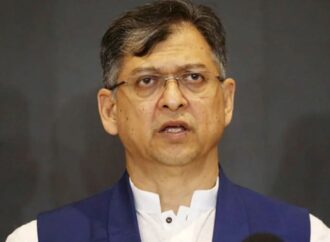 সরকারের আশু ব্যবস্থা নেয়া উচিত ছিল, সালাহউদ্দিন আহমদ বললেন