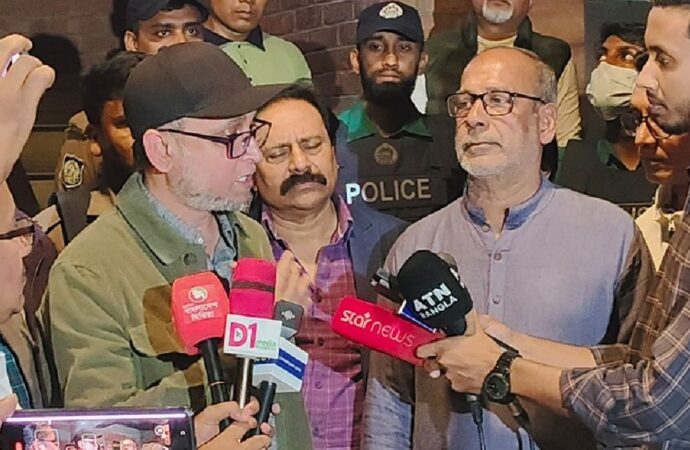 ছায়ানটে হামলার সিসিটিভি ফুটেজ দেখে ব্যবস্থা নেবে সরকার: মোস্তফা সরোয়ার ফারুকী