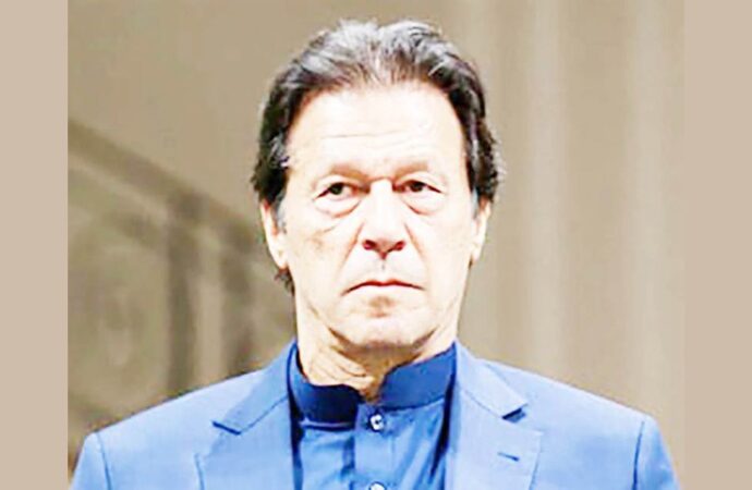 ইমরান খান ও বুশরা বিবিকে ১৭ বছরের কারাদণ্ড