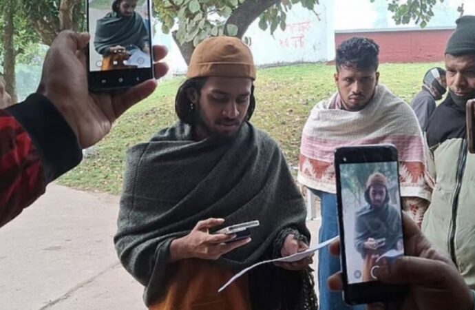 রাবি ছাত্রদলের নিন্দা প্রকাশ সালাহউদ্দিন আম্মারের ‘সন্ত্রাসী’ আচরণের