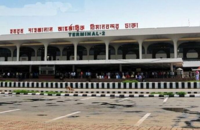 তারেক রহমানের ফিরে আসার সময়ে শাহজালাল বিমানবন্দরে ২৪ ঘণ্টা প্রবেশে নিষেধাজ্ঞা