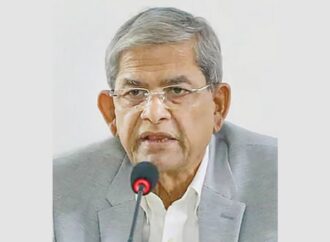 সকল অপশক্তির বিরুদ্ধে রুখে দাঁড়াতে হবে: মির্জা ফখরুল