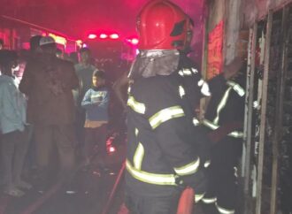 গাজীপুরে তুলা ফ্যাক্টরিতে ভয়াবহ অগ্নিকাÐণ্ড