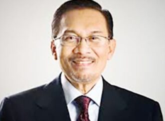 থাই-কম্বোডিয়া প্রধানমন্ত্রীর ফোন যোগাযোগ, শান্তি প্রতিষ্ঠার আহ্বান