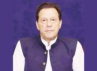 পাকিস্তানে আন্দোলনের ডাক ইমরান খানের