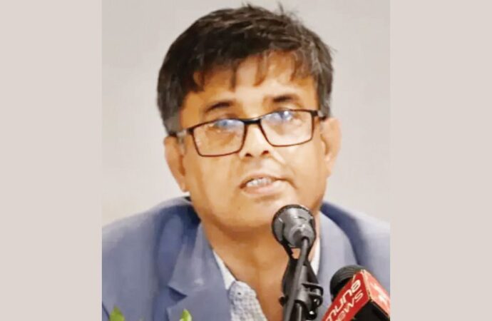 সরকারের স্পষ্ট ঘোষণা: আ.লীগ নির্বাচনে অংশ নিতে পারবে না