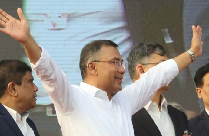 প্রত্যাশিত বাংলাদেশ গড়তে সবাইকে নিয়ে এগিয়ে যেতে চান তারেক রহমান